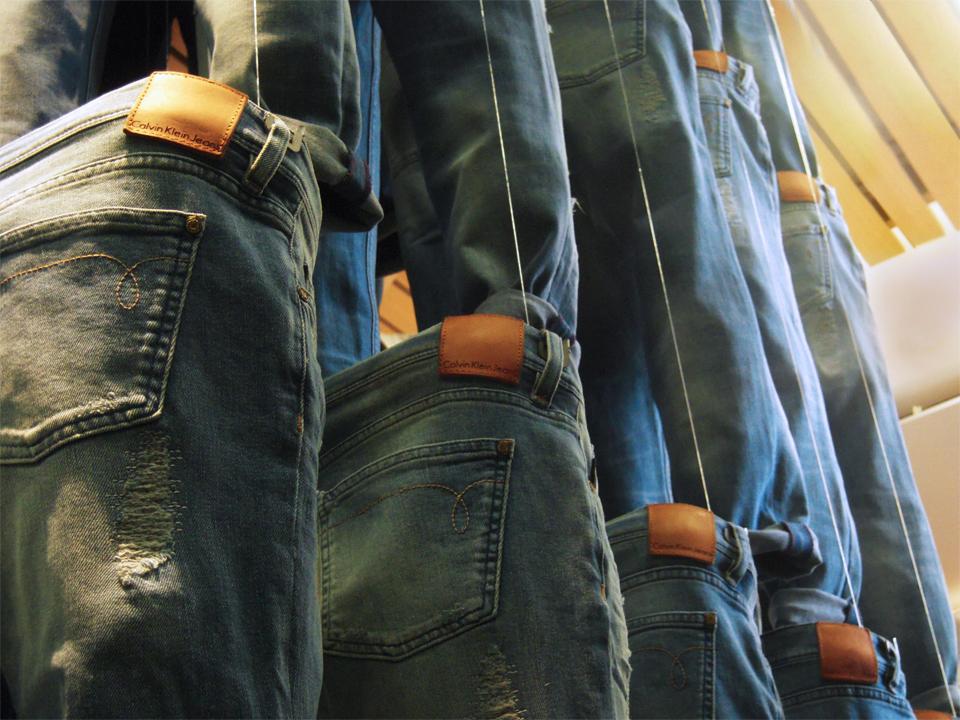 02 FAS INST - Ck - Hanging jeans 2012 05 08 02